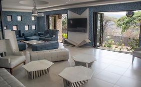 Impecto Guest House